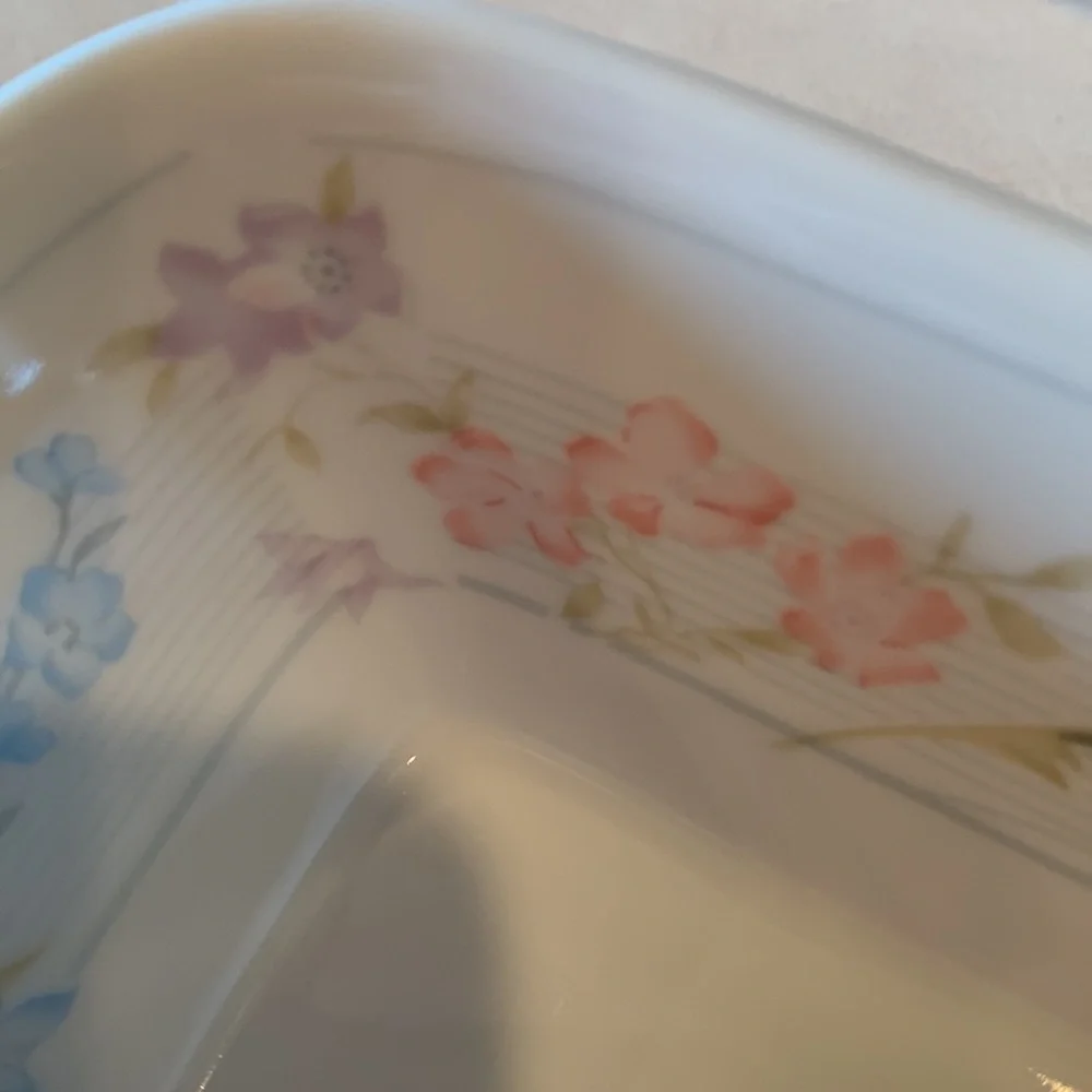 American Limoges Flowers Collection. It is the 10 1/2” Rectangular Baker